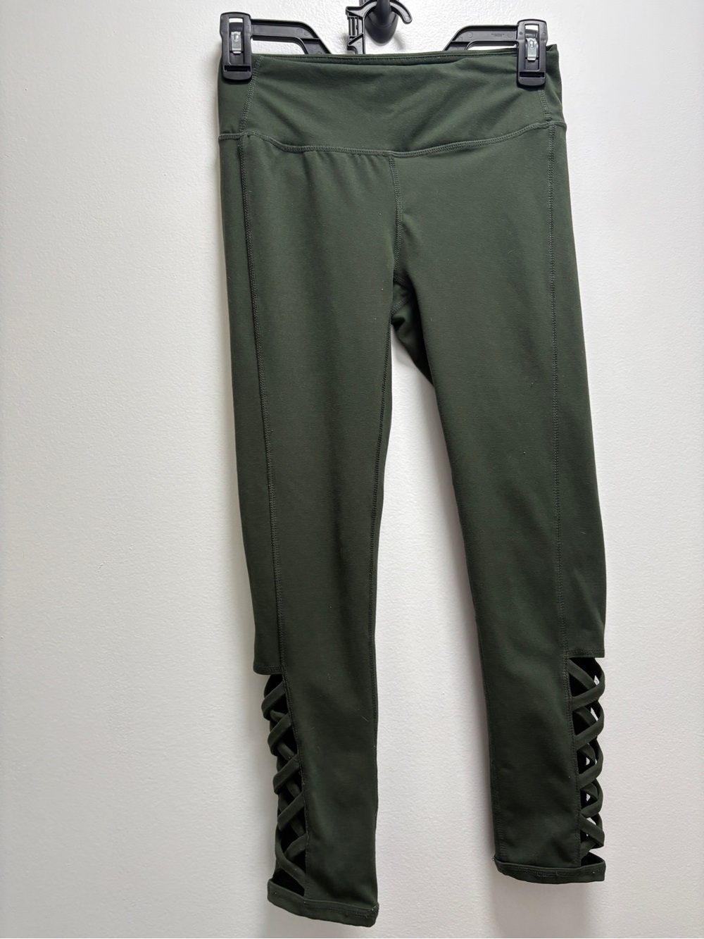 GAIAM Olive Green Crisscross Leggings